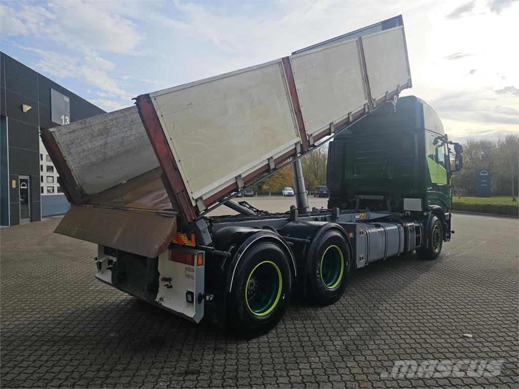 Iveco Stralis 560 6x4 Camiones desmontables