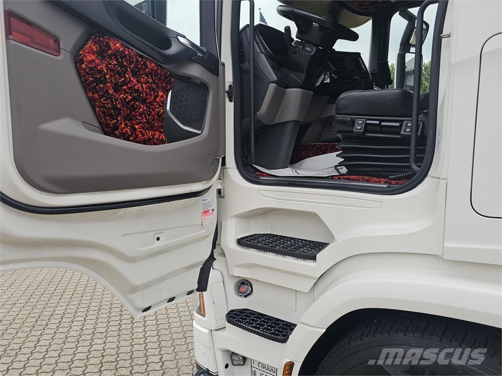 Scania R540 6x2 Camiones tractor