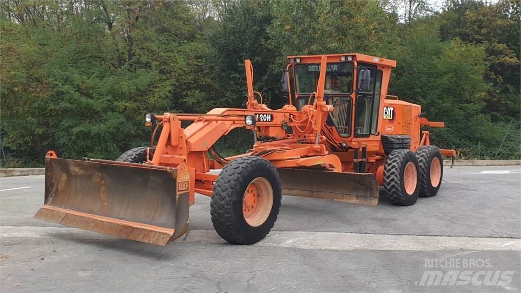 CAT 120H Buldozer sobre oruga