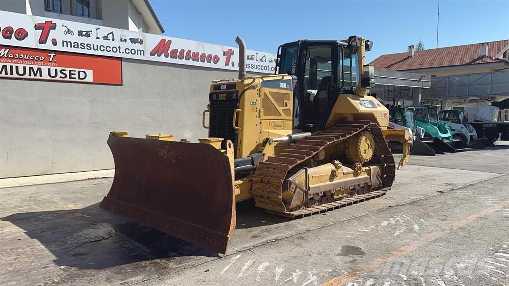 CAT D6NXL Buldozer sobre oruga