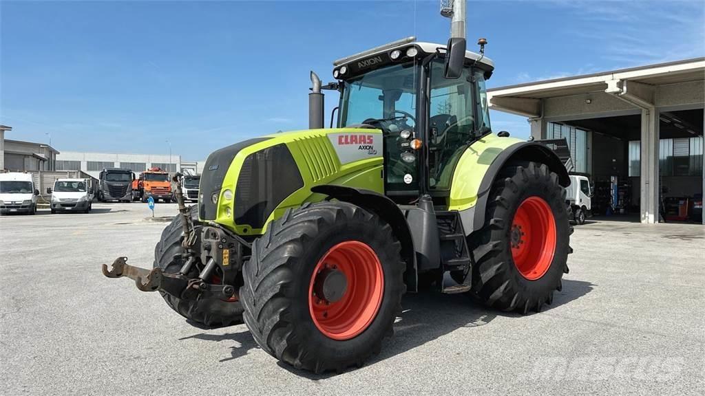 CLAAS AXION 810 4X4 Hojas y cuñas quitanieves