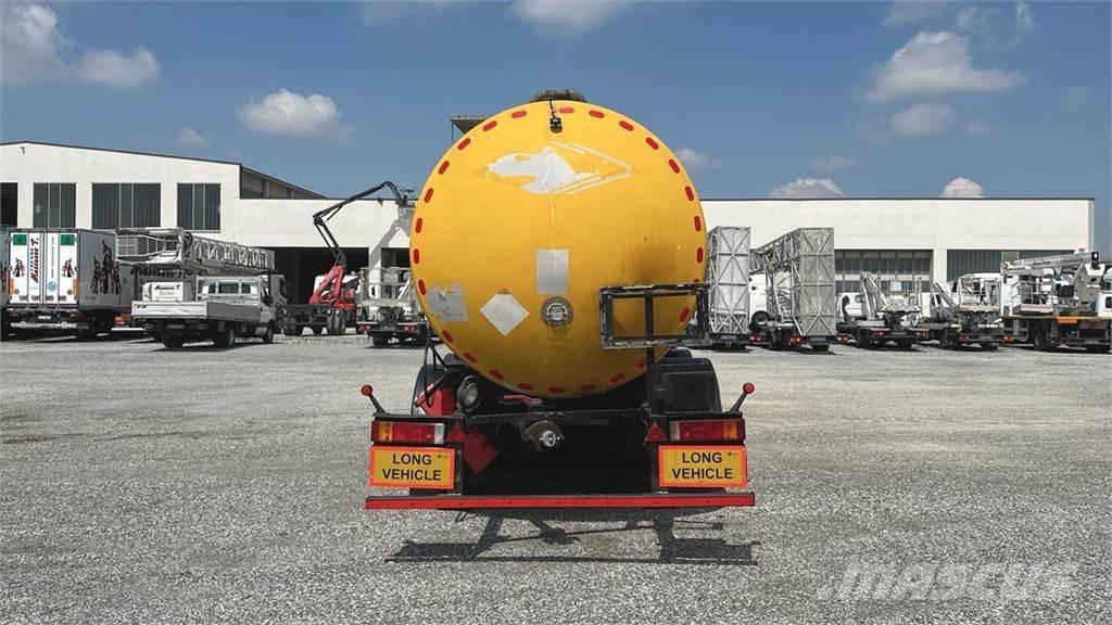  Clayton BITUMEN TANK Otros semirremolques