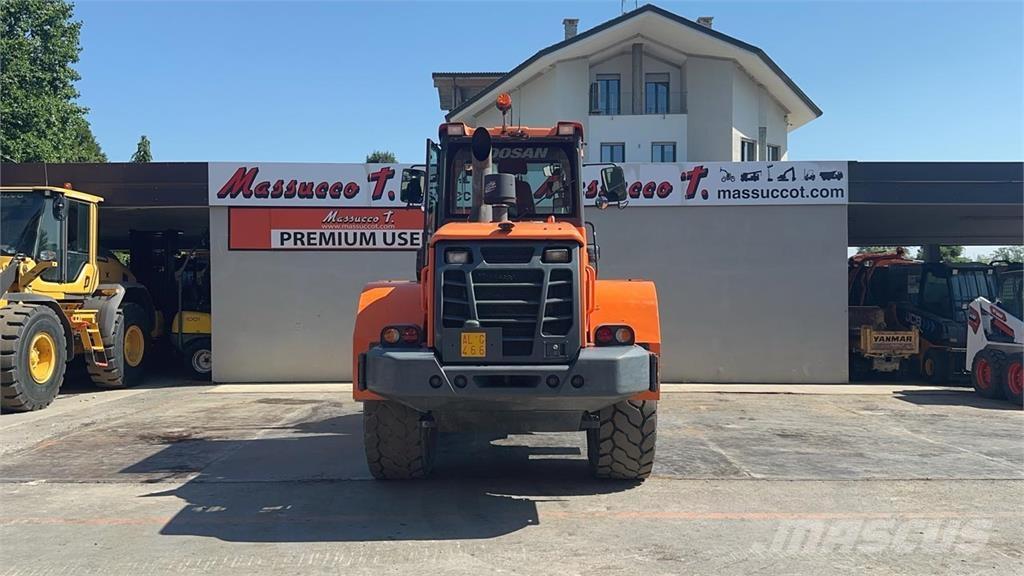 Doosan DL250-5 Cargadoras sobre ruedas