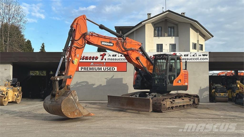 Doosan DX235LCR-5 Excavadoras sobre orugas