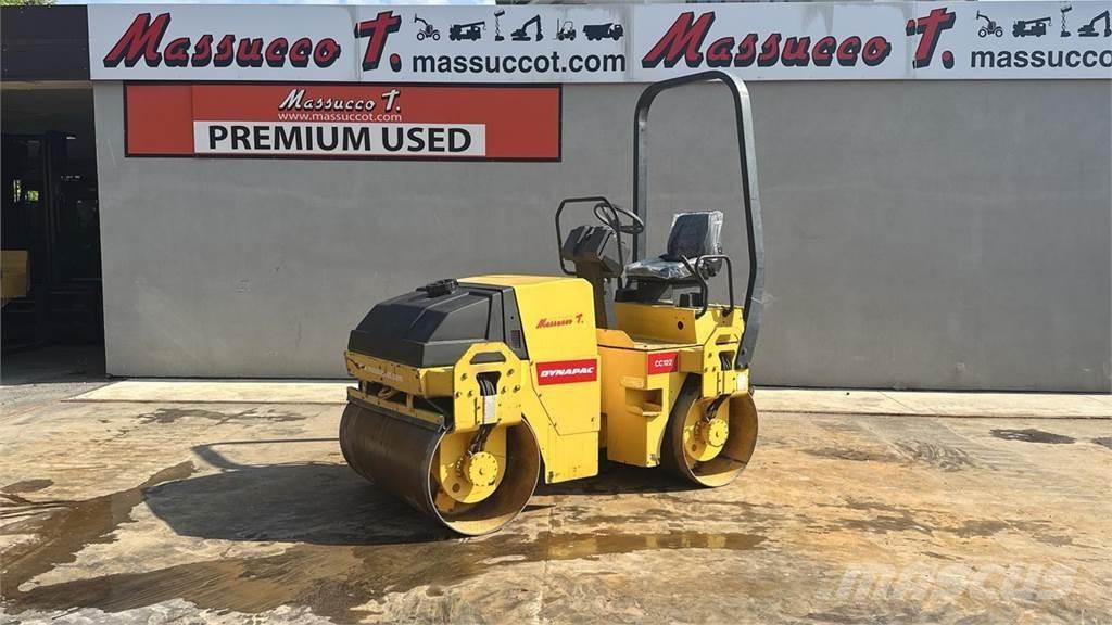 Dynapac CC122 Compactadoras de suelo