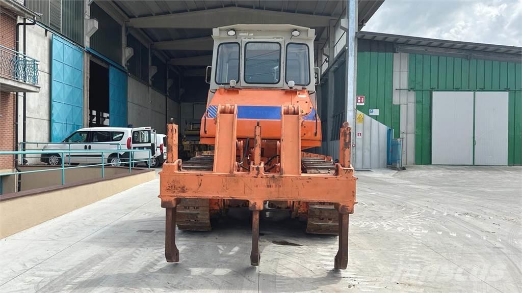 Fiat-Hitachi FD20 Buldozer sobre oruga