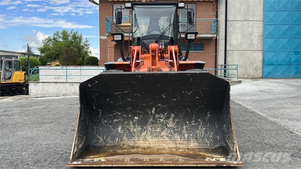 Hitachi ZW140-5B Cargadoras sobre ruedas