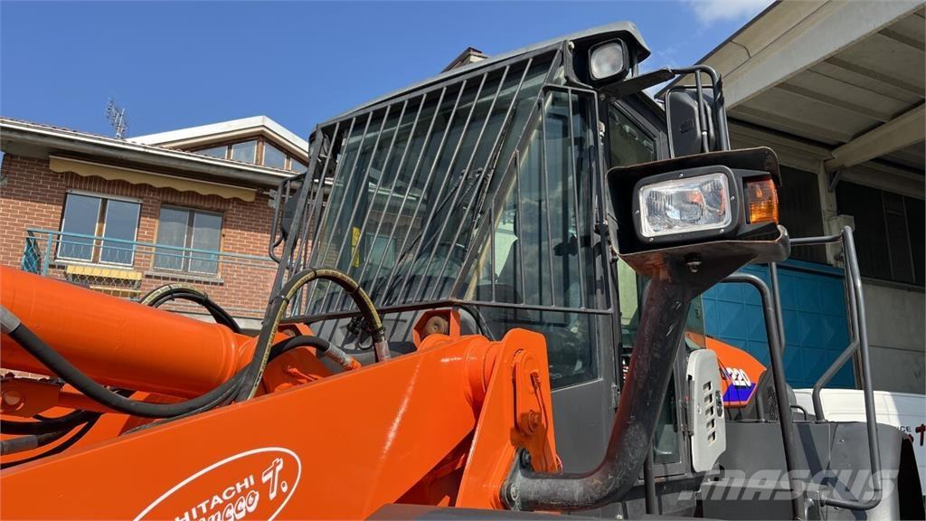 Hitachi ZW220-5B Cargadoras sobre ruedas