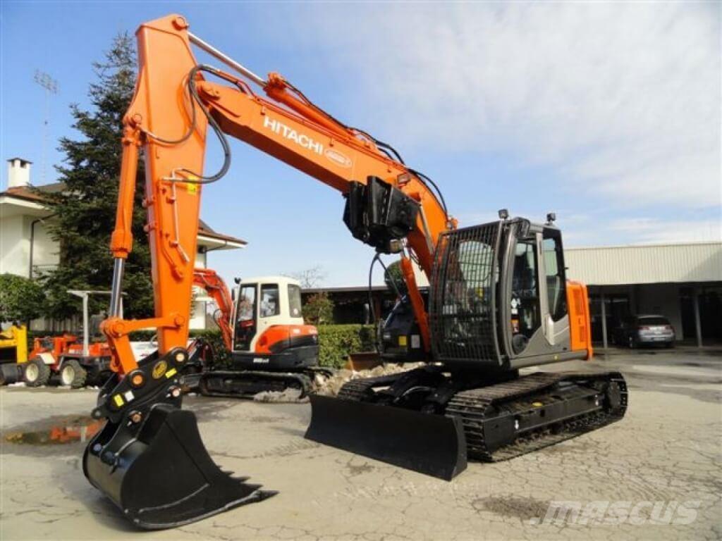 Hitachi ZX135 US-6 Excavadoras