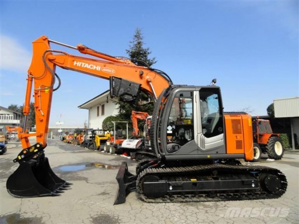 Hitachi ZX135 US-6 Excavadoras