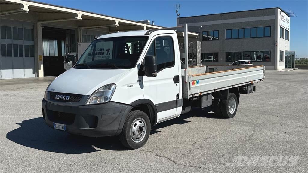 Iveco DAILY 35C13 4X2 Otros camiones