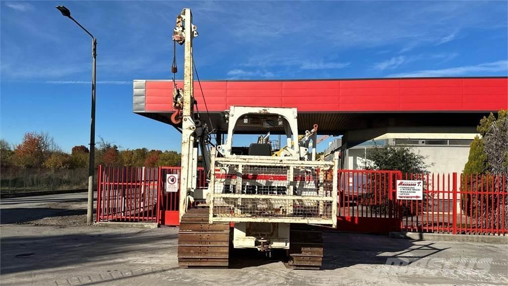 Liebherr RL 22 B Equipos de tuberías