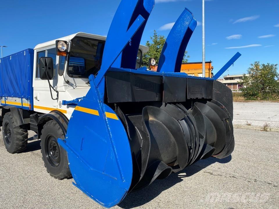 Mercedes-Benz UNIMOG Hojas y cuñas quitanieves