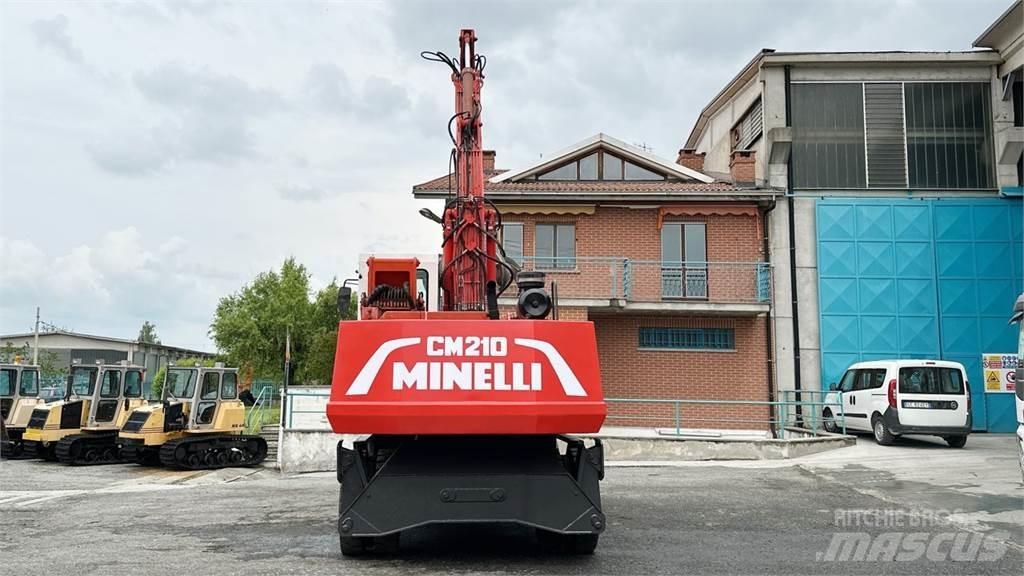 Minelli CM210 Excavadoras de ruedas