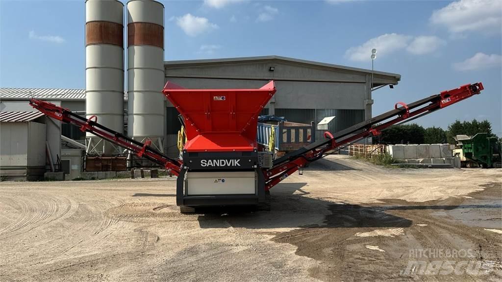 Sandvik QE241 Equipos de clasificación de desechos