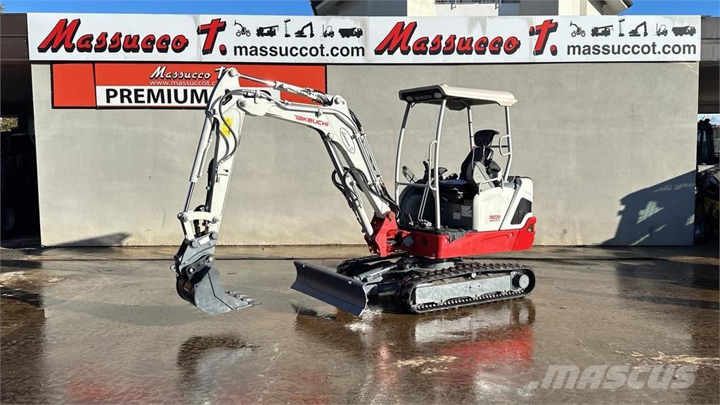 Takeuchi TB225 Miniexcavadoras