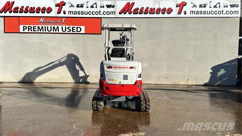 Takeuchi TB225 Miniexcavadoras