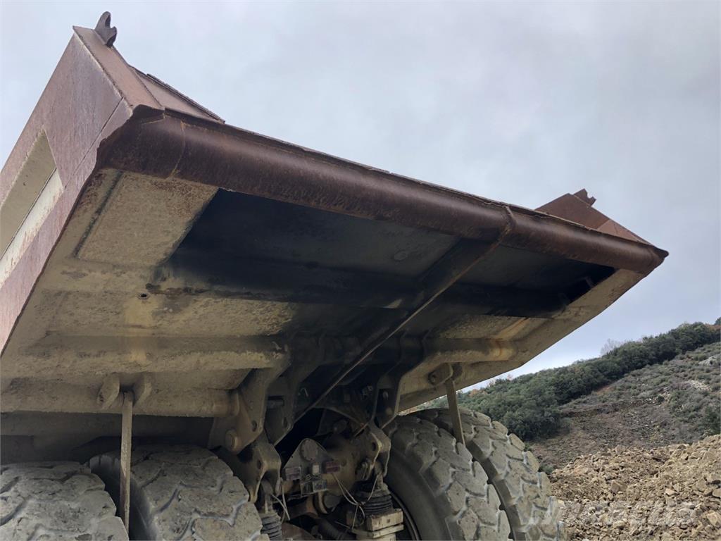 Terex TR100 Vehículos compactos de volteo