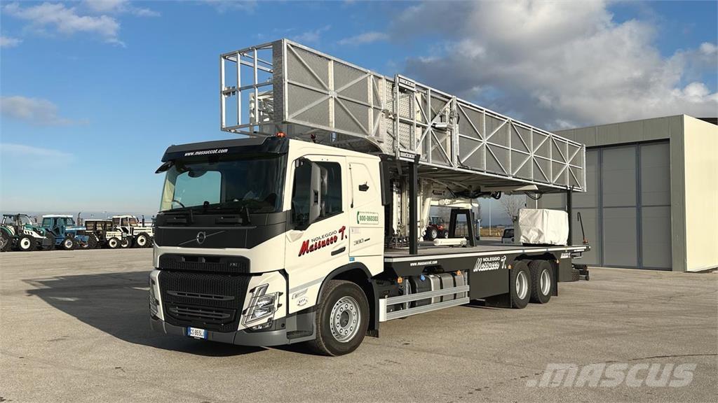 Volvo FM 11 BARIN 6x4 Plataformas sobre camión