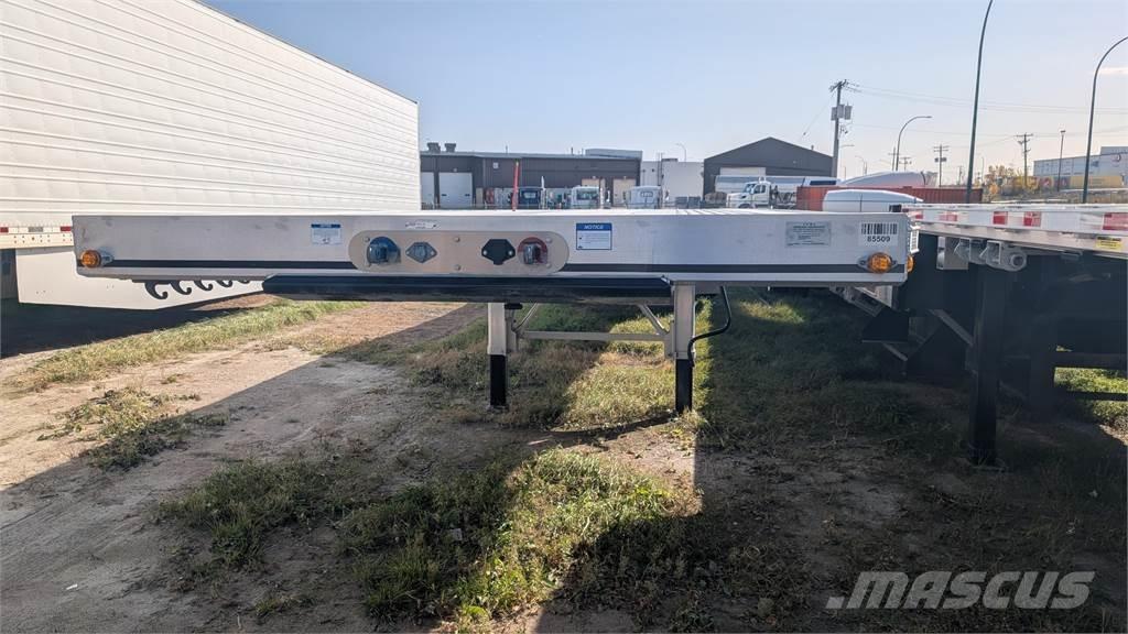 East Mfg Beast Remolques de cama baja