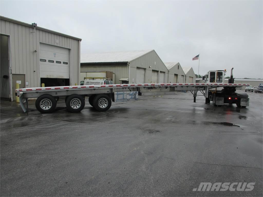 East Mfg Beast Remolques de cama baja