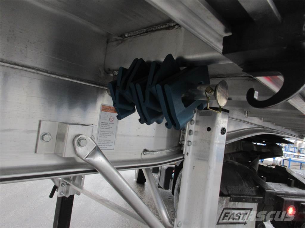 East Mfg Beast Remolques de cama baja