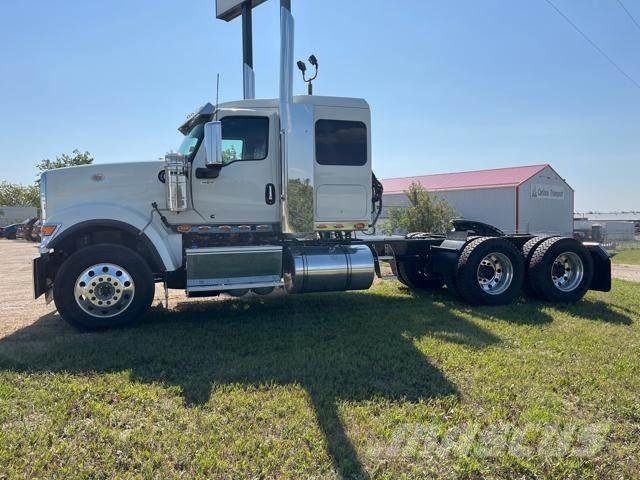 International HX Camiones tractor