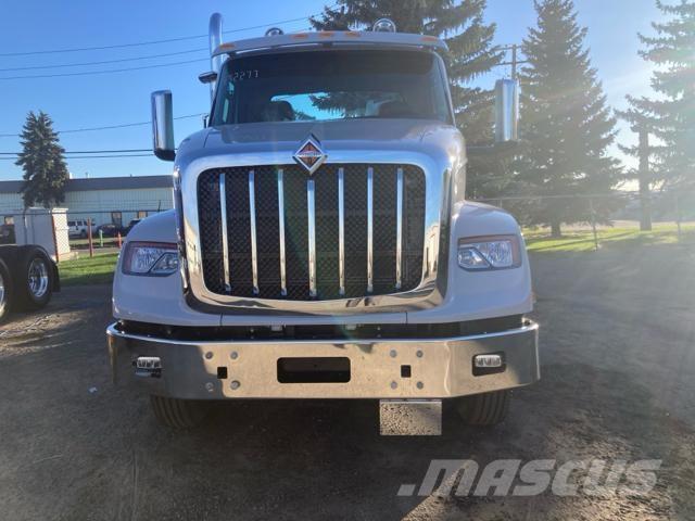 International HX Camiones tractor