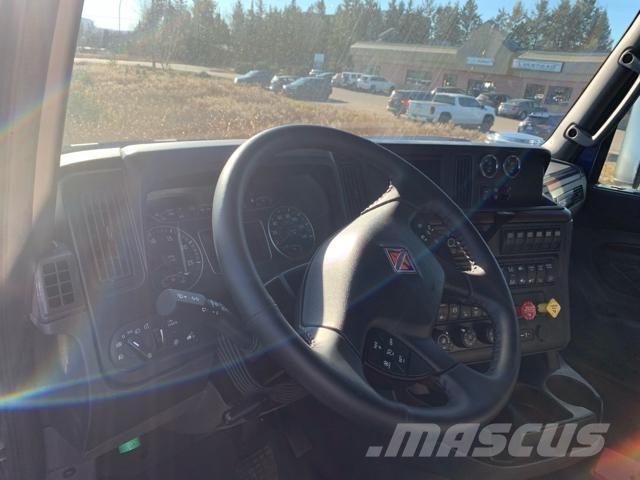 International HX Camiones tractor