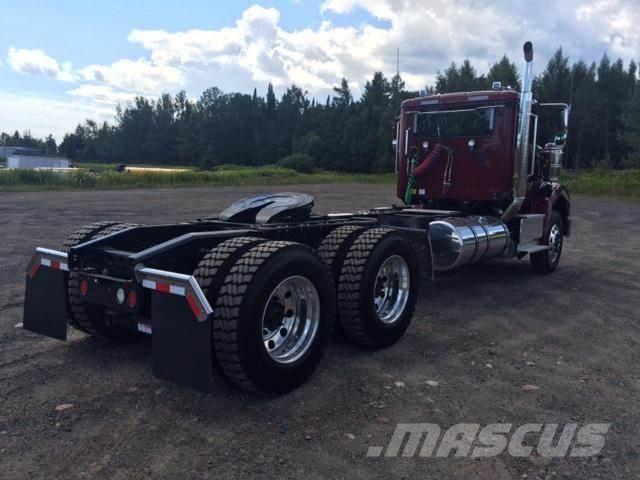 International HX Camiones tractor