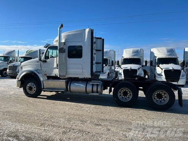 International HX Camiones tractor