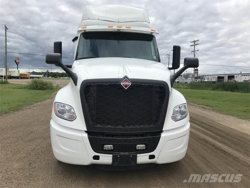 International LT Camiones tractor