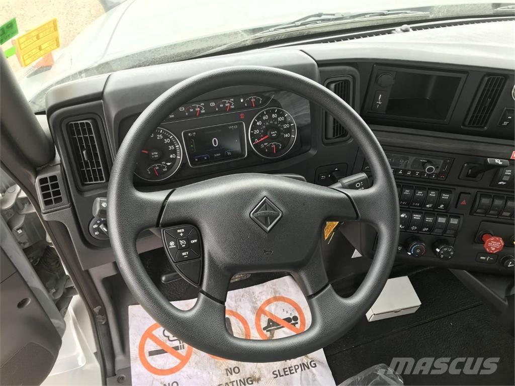 International MV Camiones para granja y transporte de granos