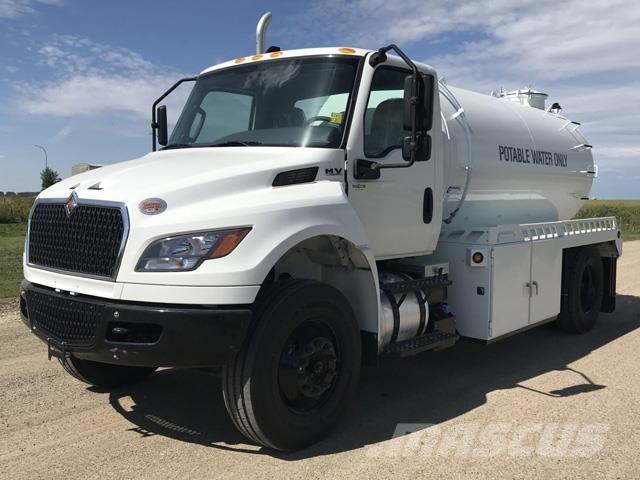 International MV Camiones cisternas