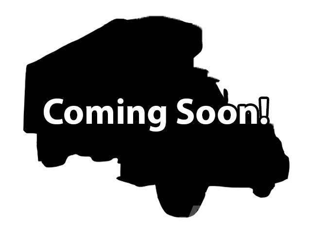 Isuzu NRR NU4 Camiones con caja de remolque