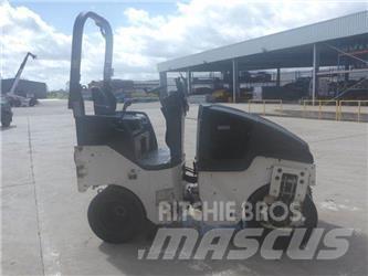 Bomag BW100 Compactadoras de suelo