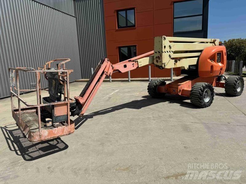 JLG 510AJ Plataformas con brazo de elevación manual