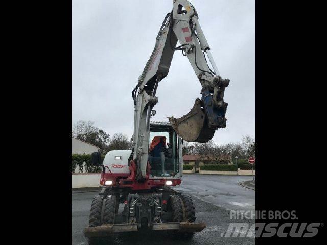 Takeuchi TB295W Excavadoras de ruedas