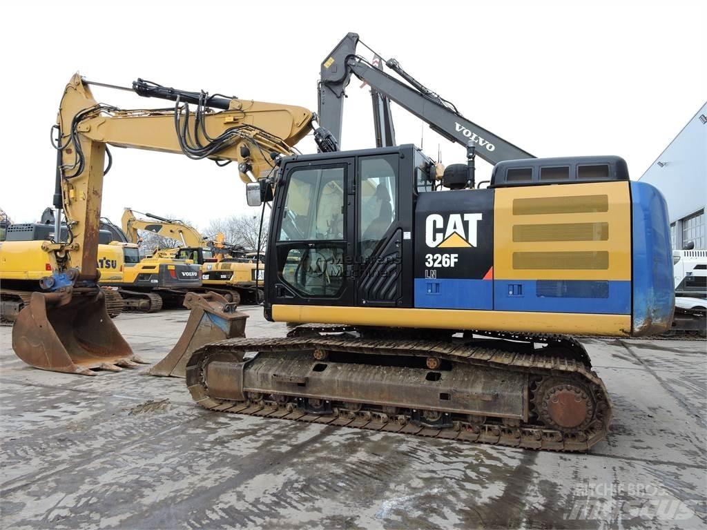 CAT 326F Excavadoras sobre orugas