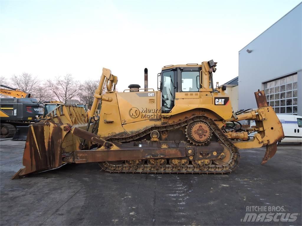 CAT D8T Bulldozers