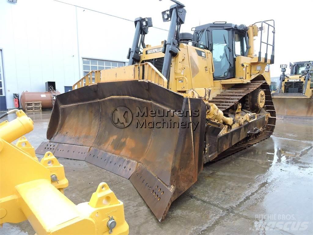 CAT D8T Bulldozers