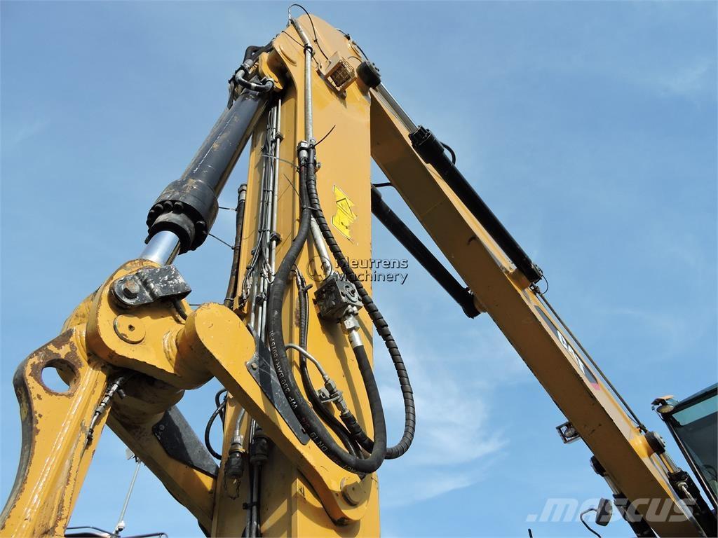 CAT MH3024 Manejadores de residuos industriales