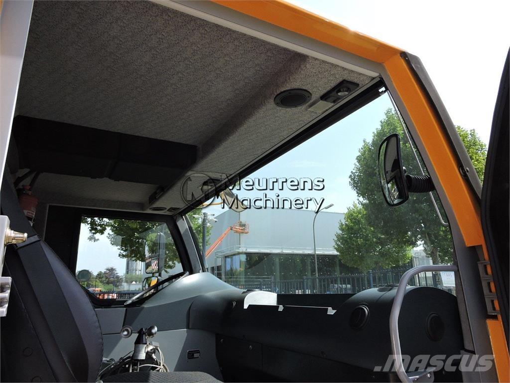 Liebherr LTM 1250-6.1 Otros