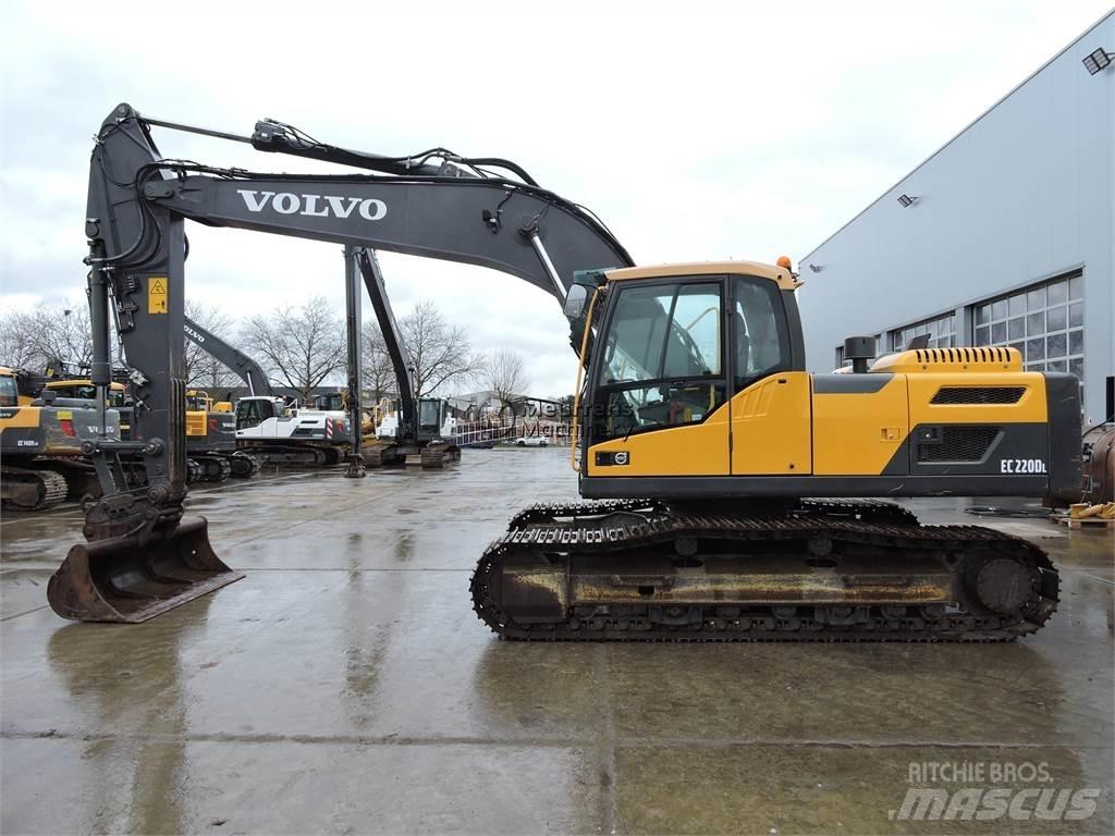 Volvo EC220DL Excavadoras sobre orugas