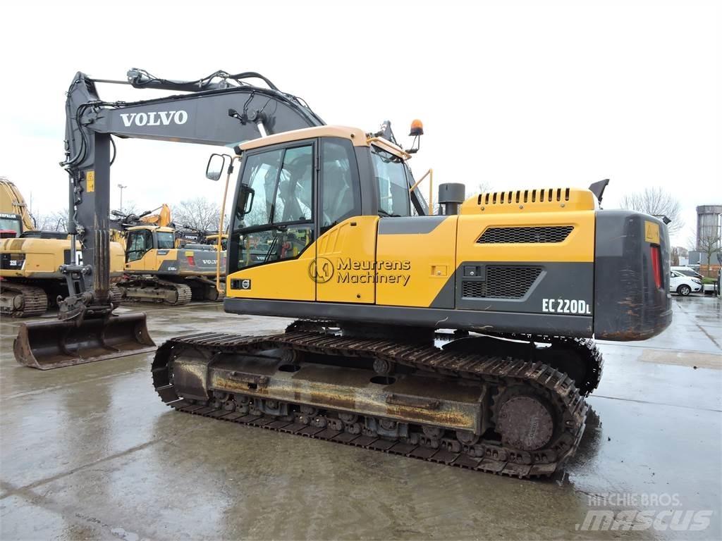 Volvo EC220DL Excavadoras sobre orugas