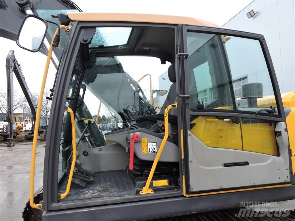 Volvo EC220DL Excavadoras sobre orugas