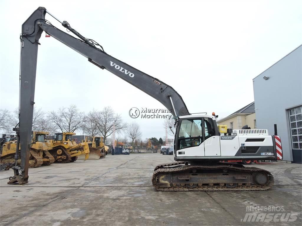 Volvo EC250 Excavadoras sobre orugas