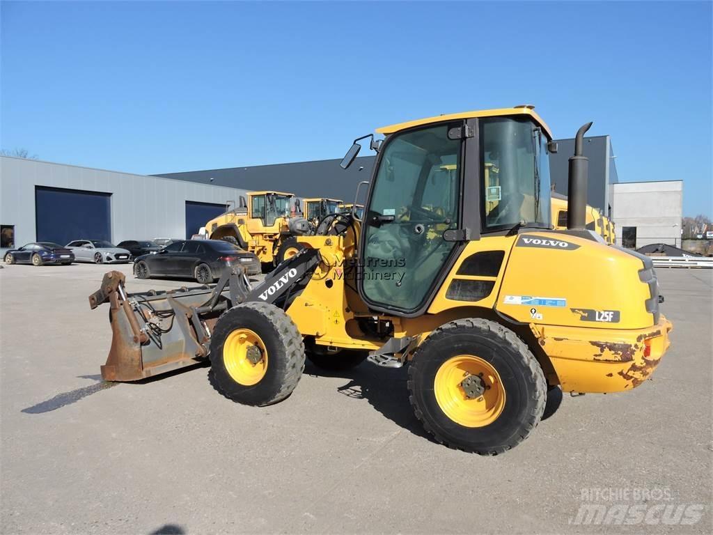 Volvo L25F Cargadoras sobre ruedas