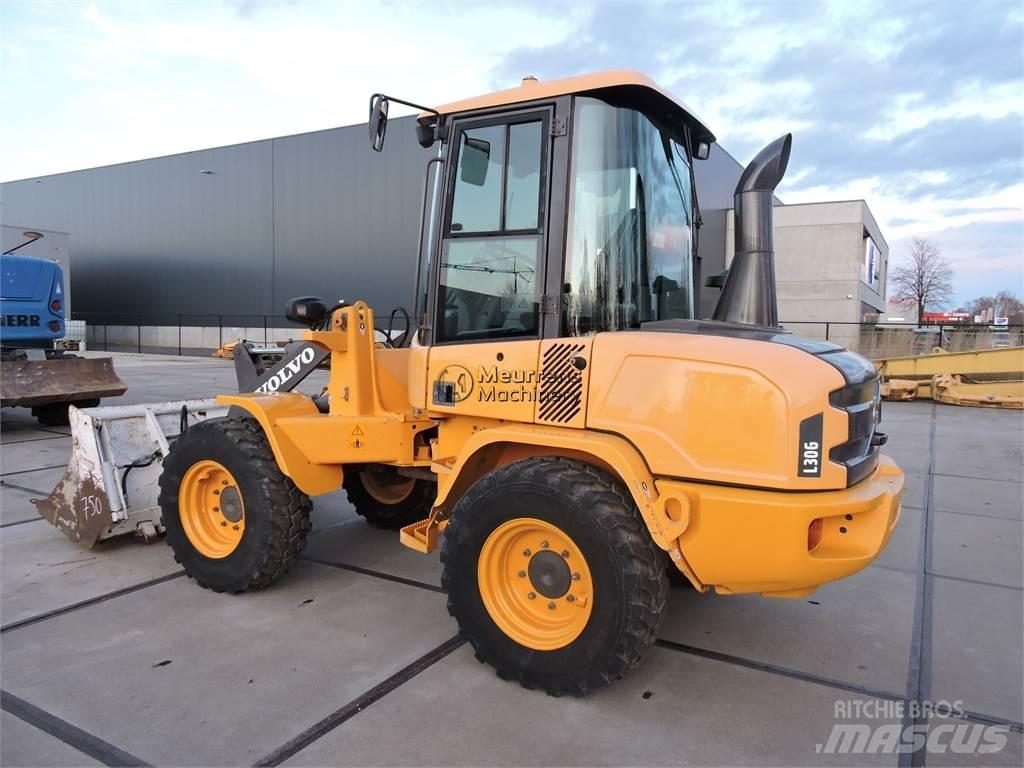 Volvo L30G Cargadoras sobre ruedas