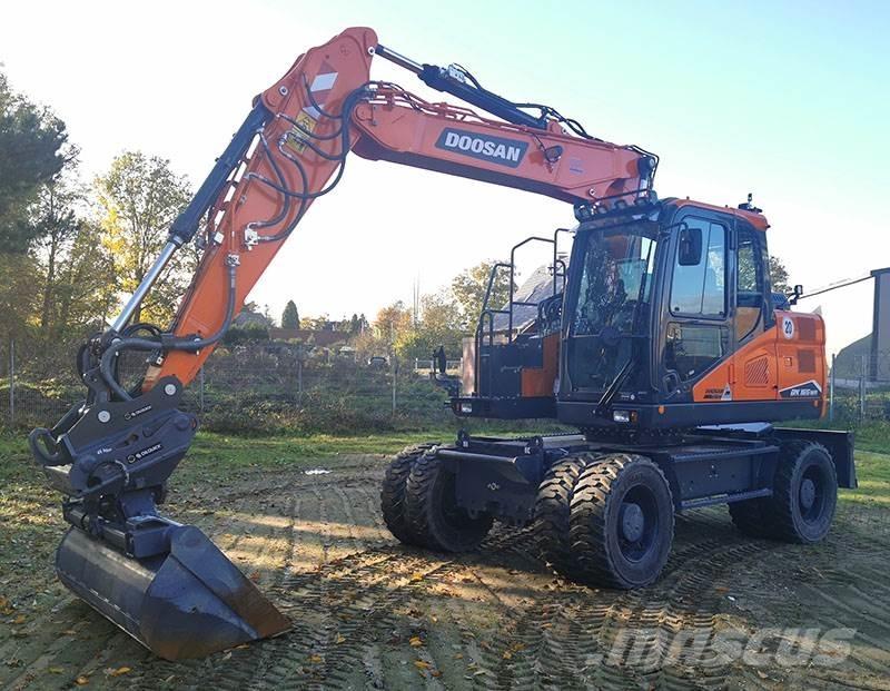 Doosan DX 165 WR-7 Excavadoras de ruedas